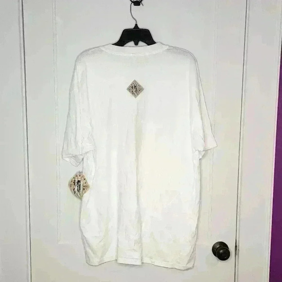 NWT Size XL Warrior Apparel Tipi Shadows Urshel Taylor Native American - Picture 2 of 7